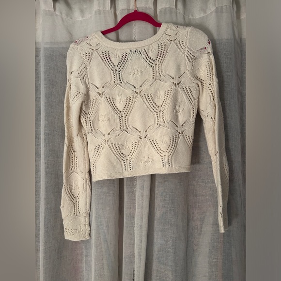 Pink Rose cropped cardigan - Picture 2 of 3